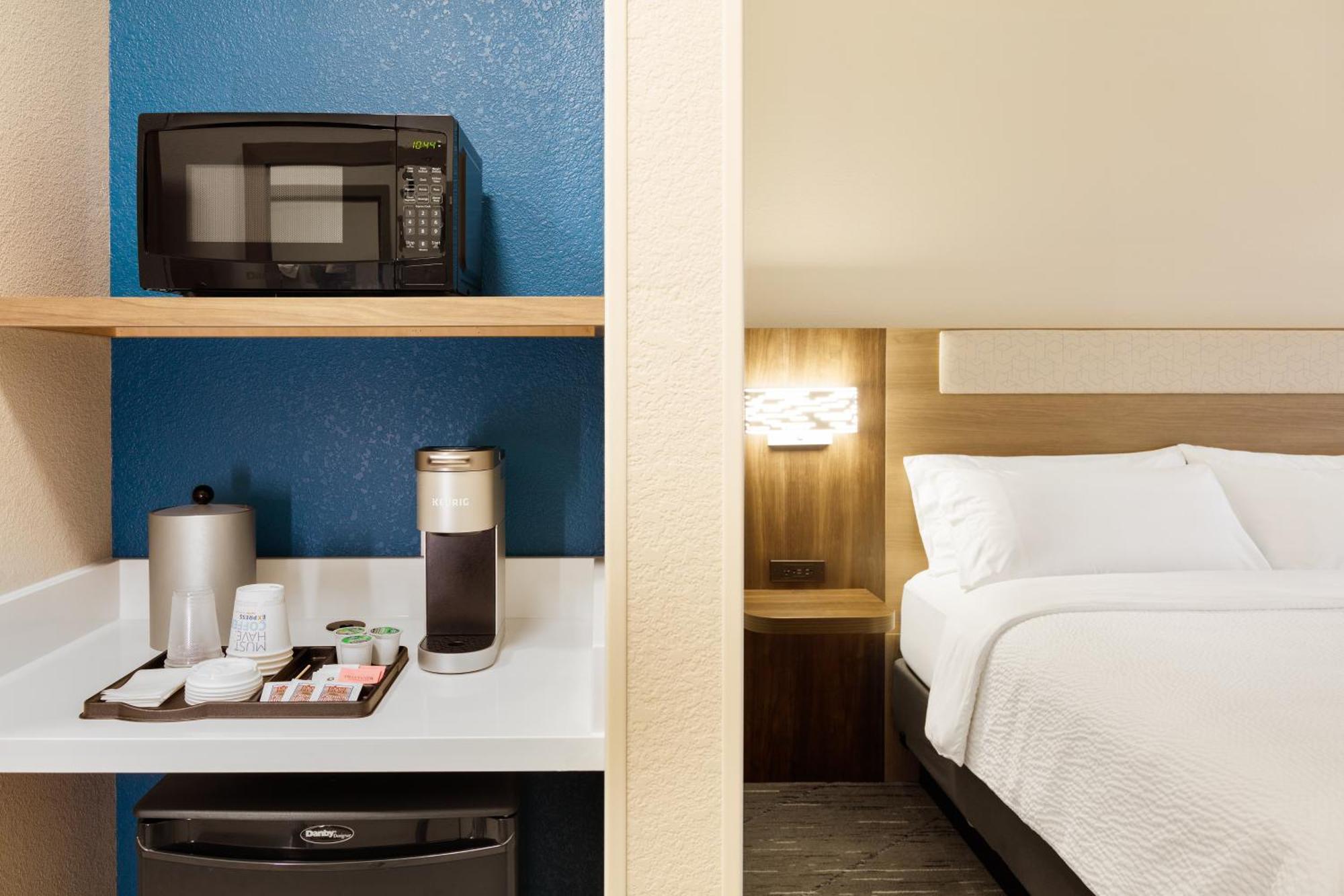 Holiday Inn Express & Suites Murfreesboro West By Ihg Екстериор снимка